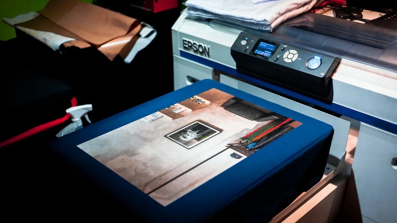 digital UV inkjet label press